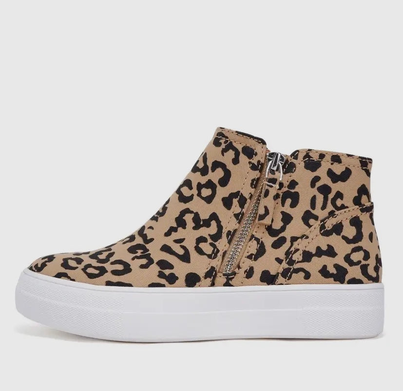 Soda Leopard Booties