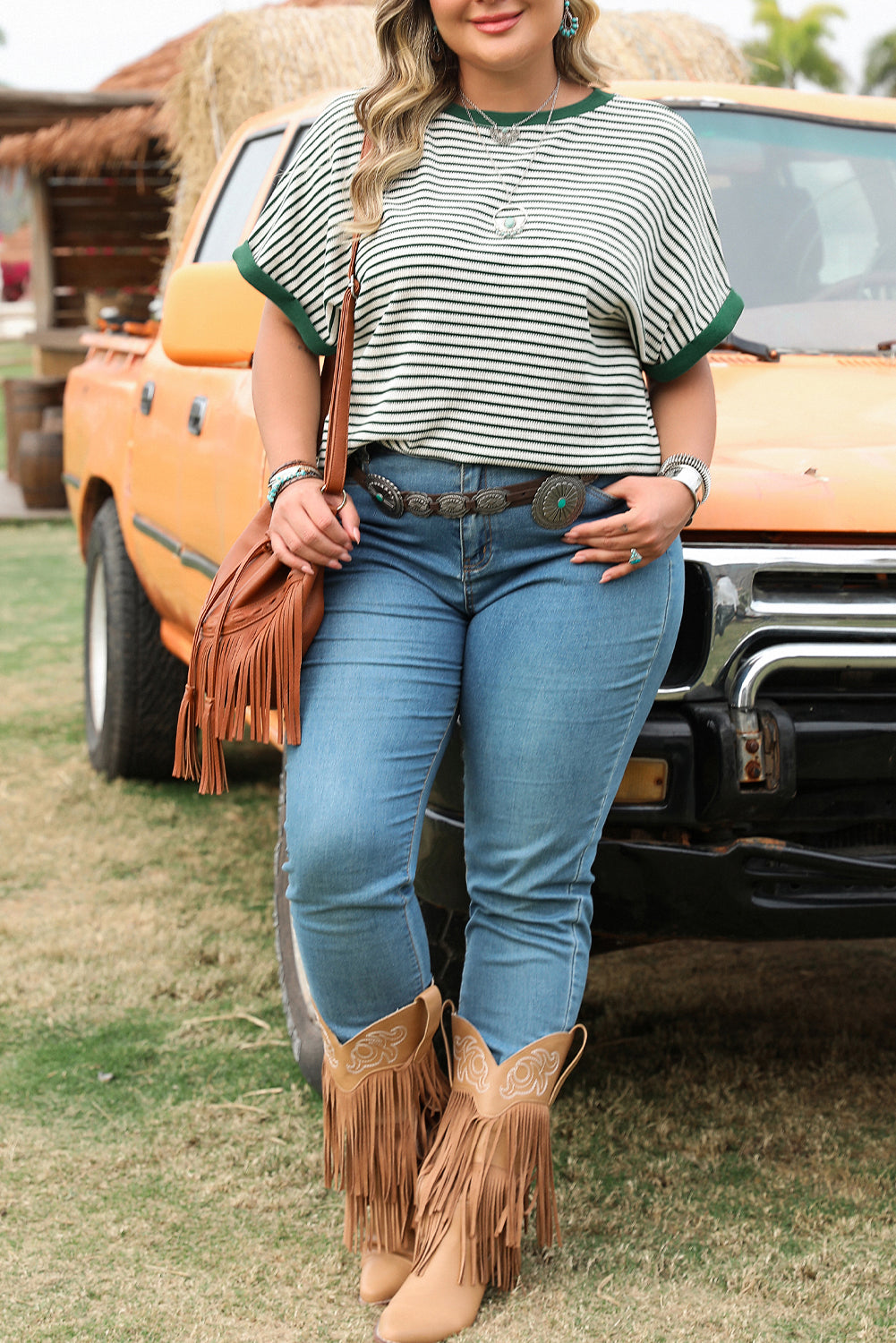 Green Stripe Trimmed Round Neck Plus Size Boxy Fit T-shirt