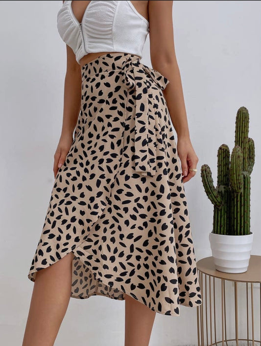 Casual Versatility Polka-Dot Print Split Skirt Khaki