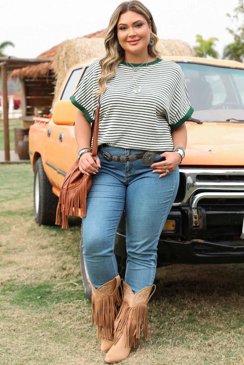 Green Stripe Trimmed Round Neck Plus Size Boxy Fit T-shirt