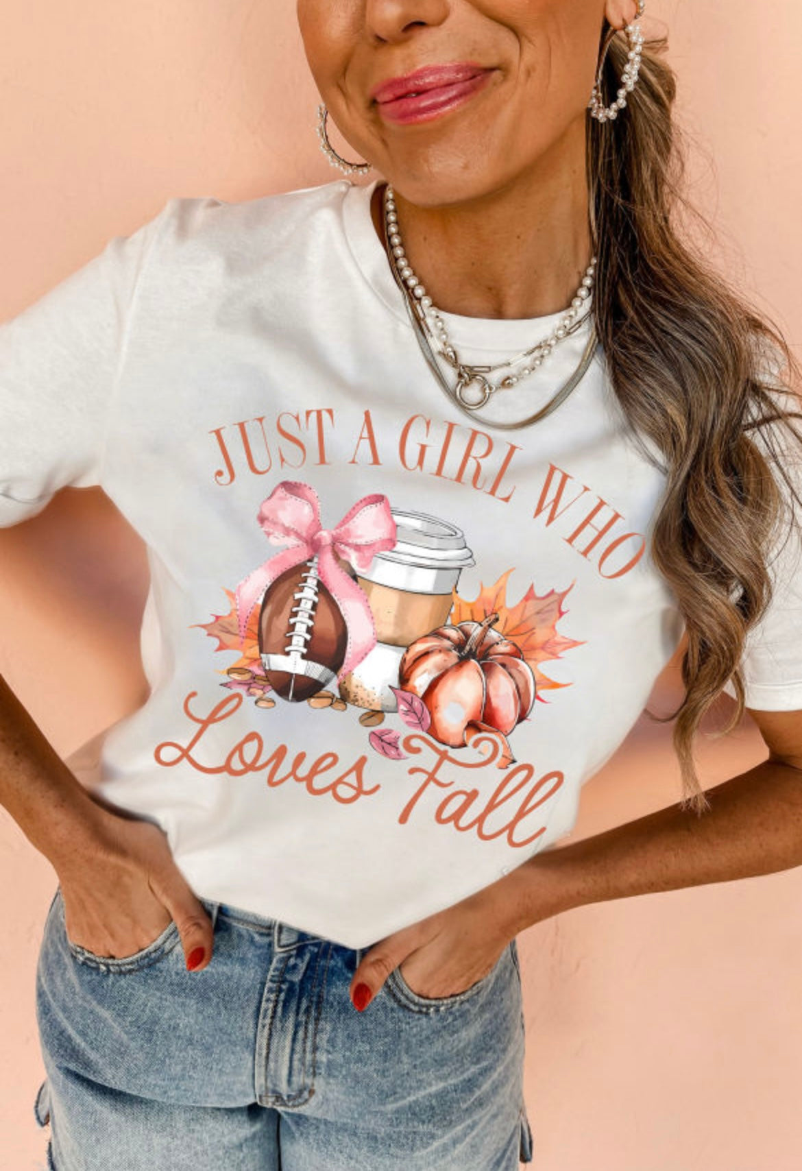 White JUST A GIRL WHO LOVES FALL Graphic Casual Tee
