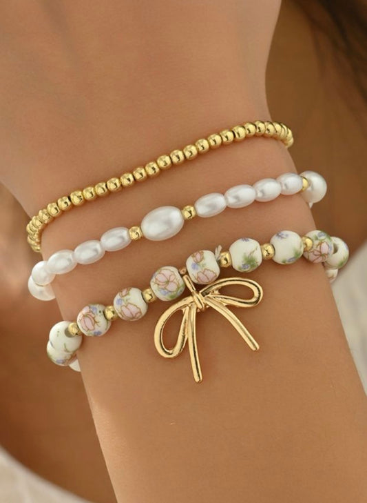 Gold Bow Bracelet Set