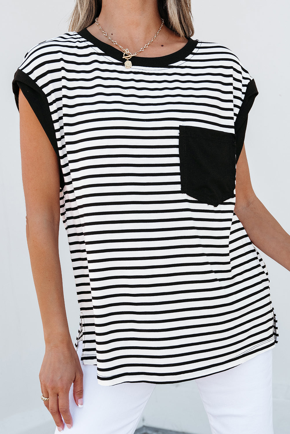 Black Stripe Chest Pocket Patch Round Neck Tank Top