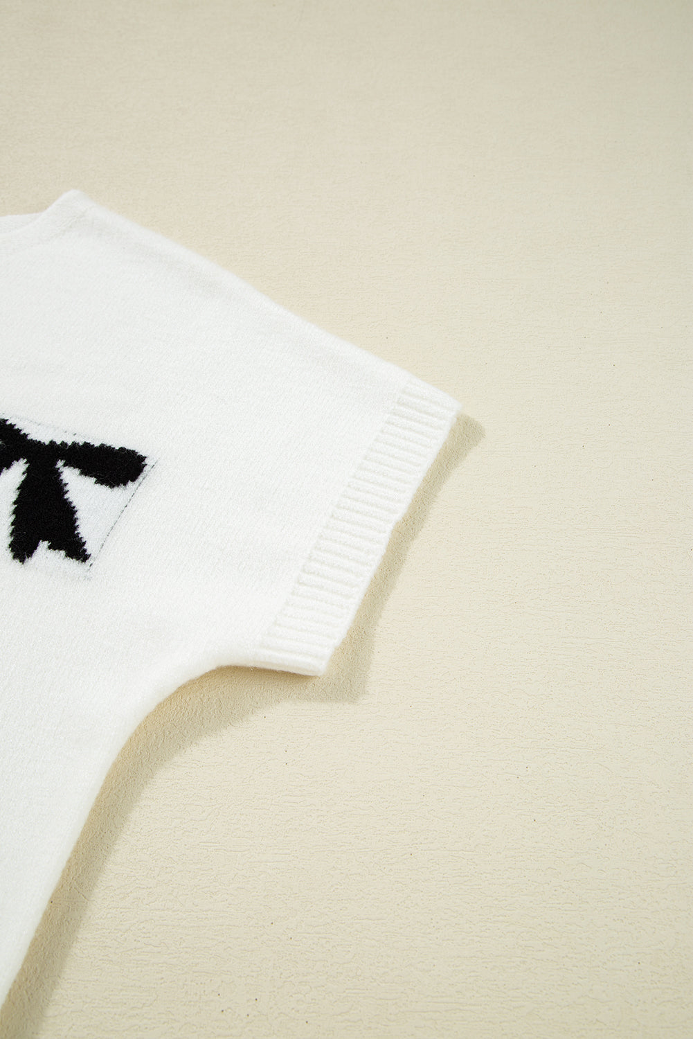 Black Bow Pattern Knit Short Sleeve Sweater
